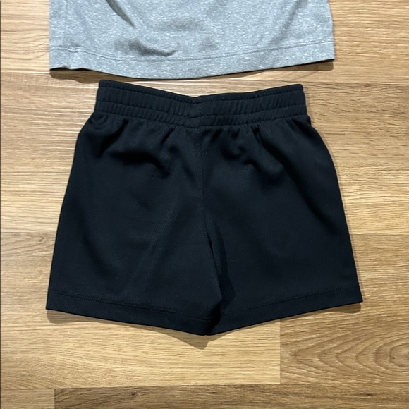 2 Sets Nike Black and Gray Boys T-Shirt and Shorts Set- size 18 Months - Picture 12 of 14